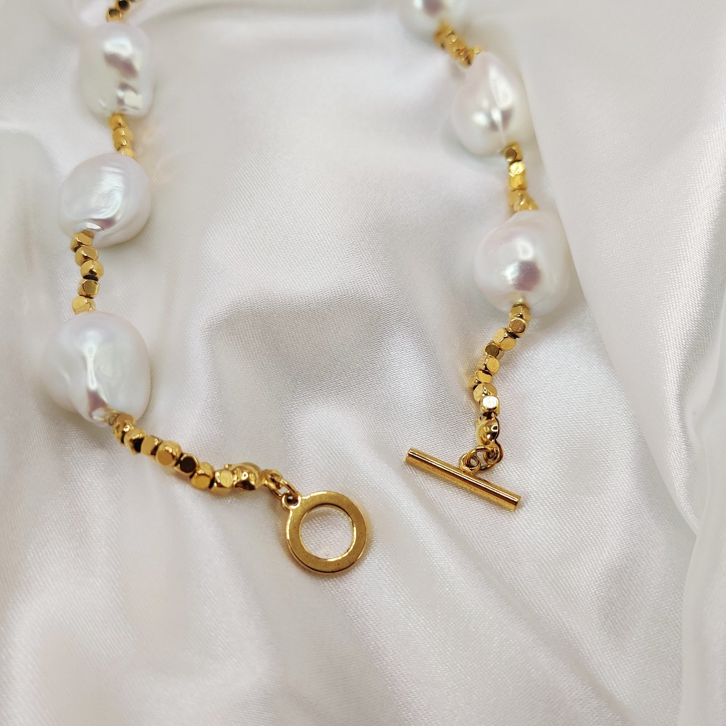 18K plated Deluxe Baroque Pearl Necklace