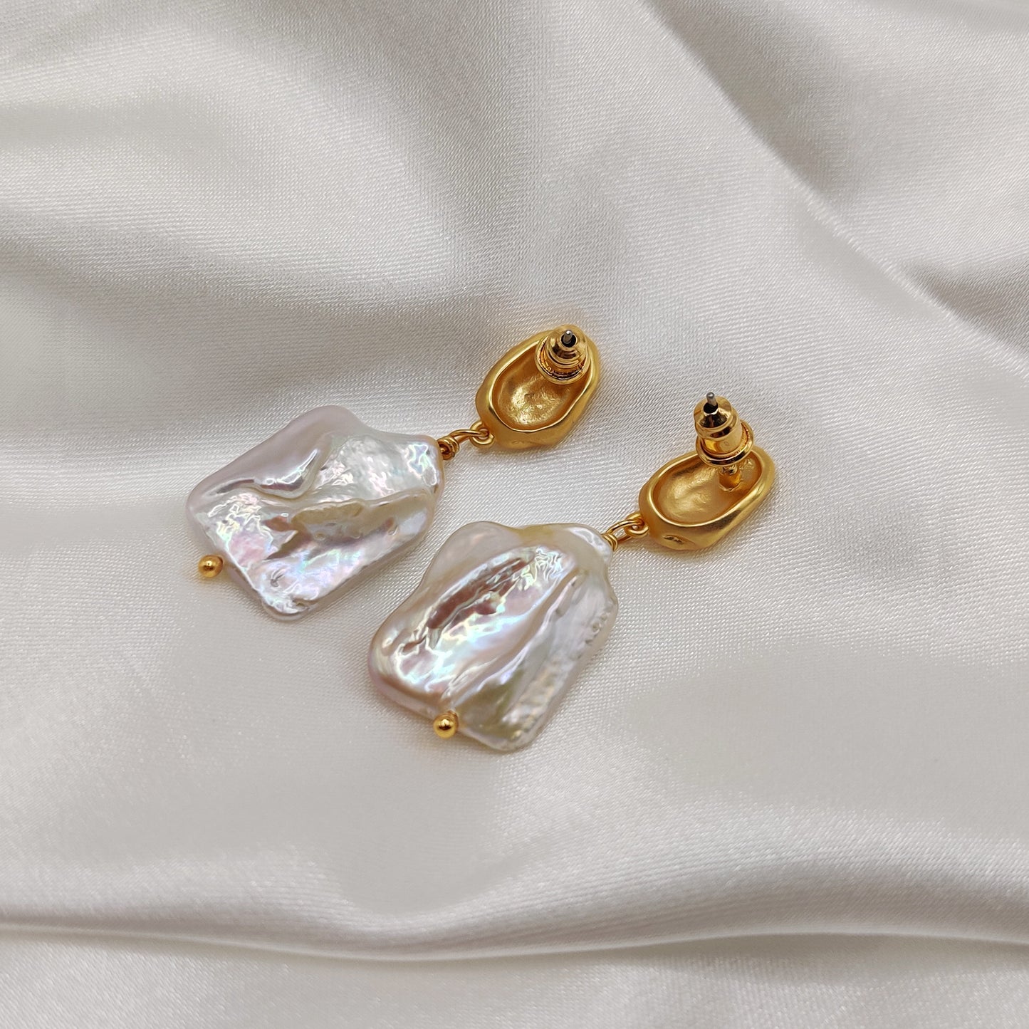 Deluxe Baroque Pearl Earrings Drop