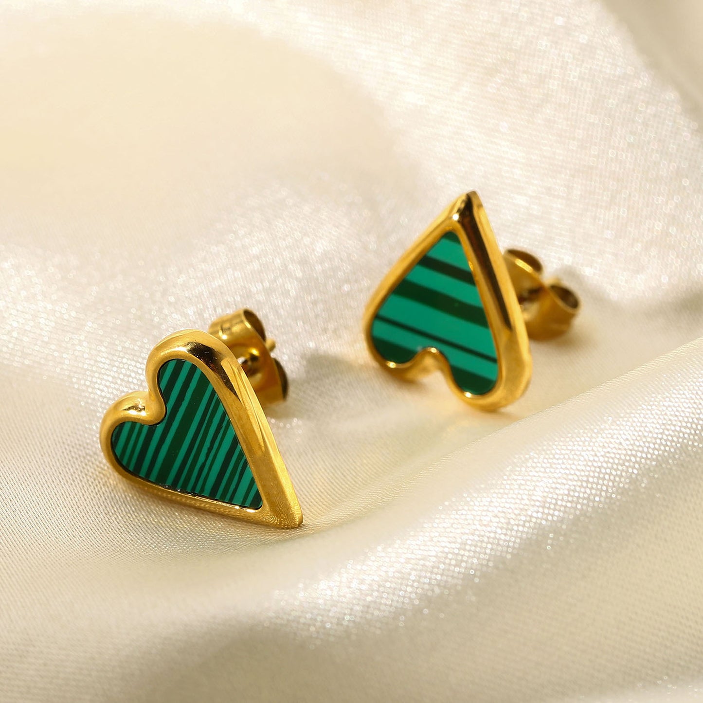 18K plated Malachite Heart Earring Stud Green/ Black