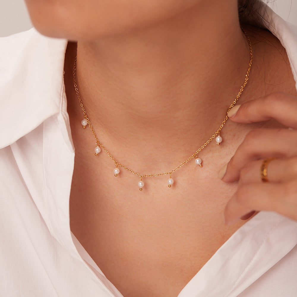 18K plated Delicate Pearl Necklace