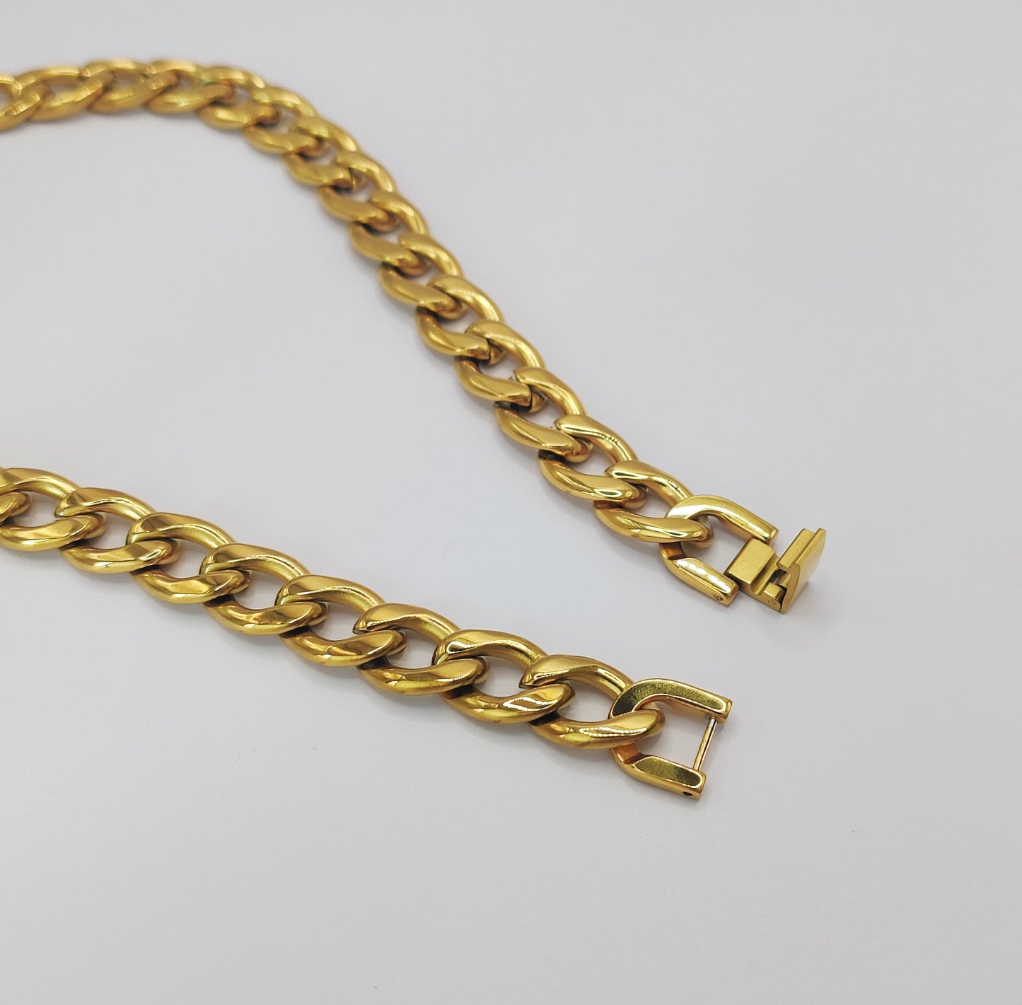 18K plated 1.2cm Thick Chained Necklace